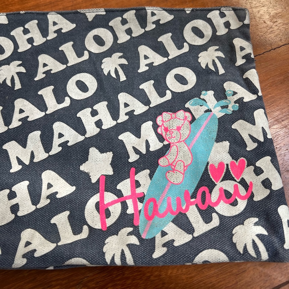Samantha Thavasa Zipped Pouch Clutch Navy White Canvas Cotton Hawaii Teddy Bear - Picture 3 of 7